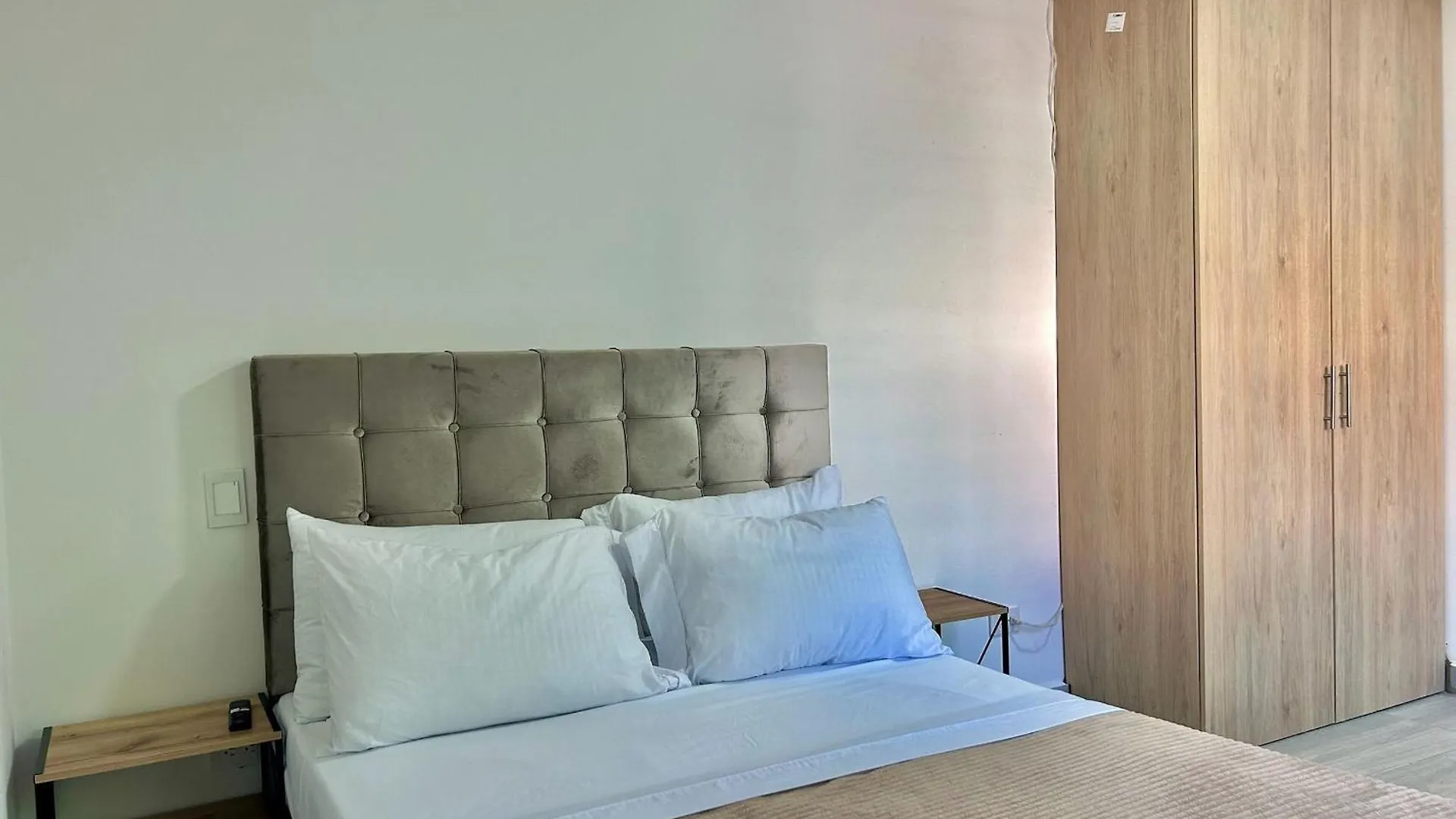 Apartahotel Castellana Medellín