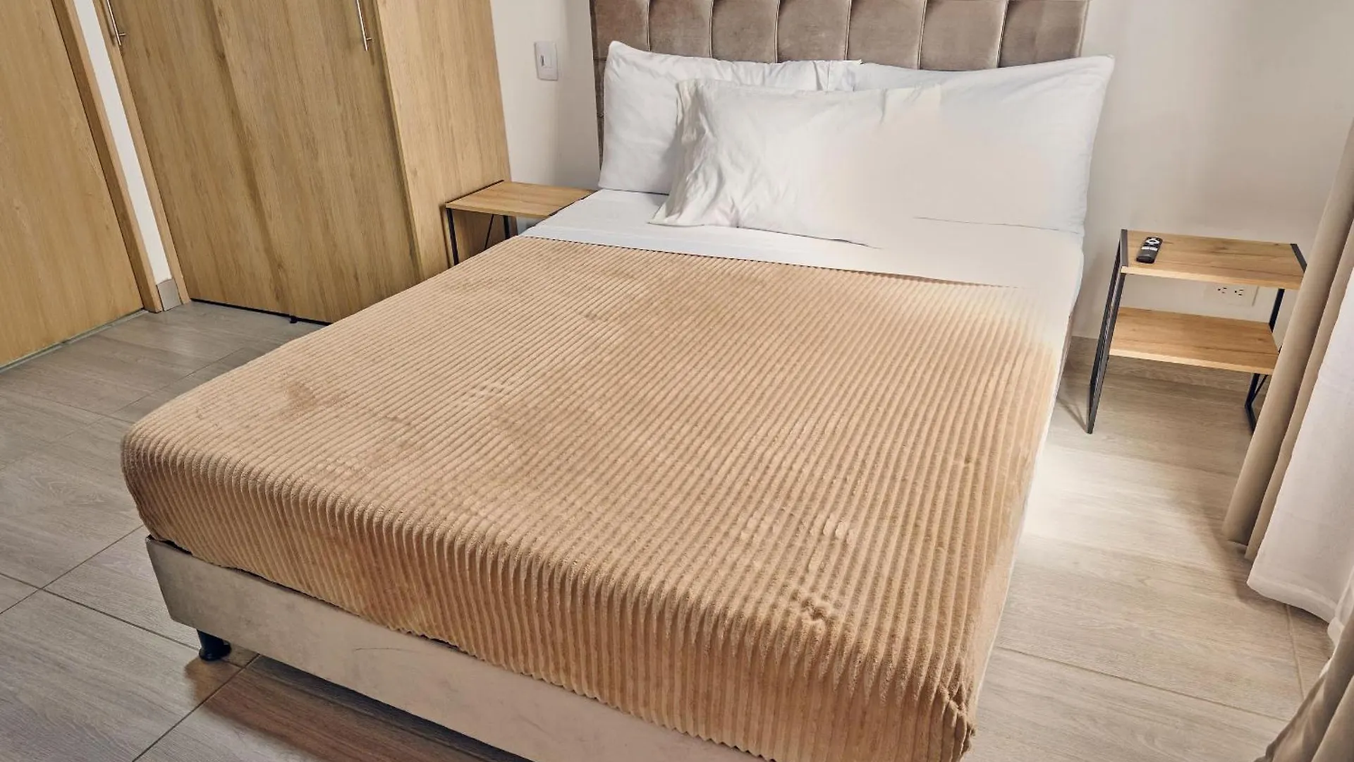 Apartahotel Castellana Medellín Colombia