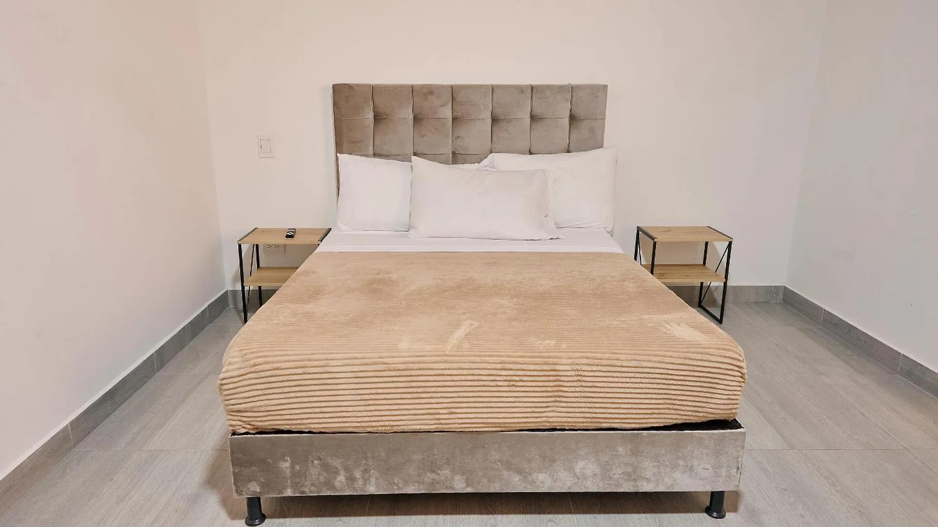 Apartahotel Castellana Medellín